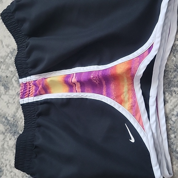 Nike Women's Black Running Shorts - Picture 3 of 6